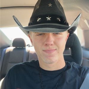 Meet your Posher, Auston